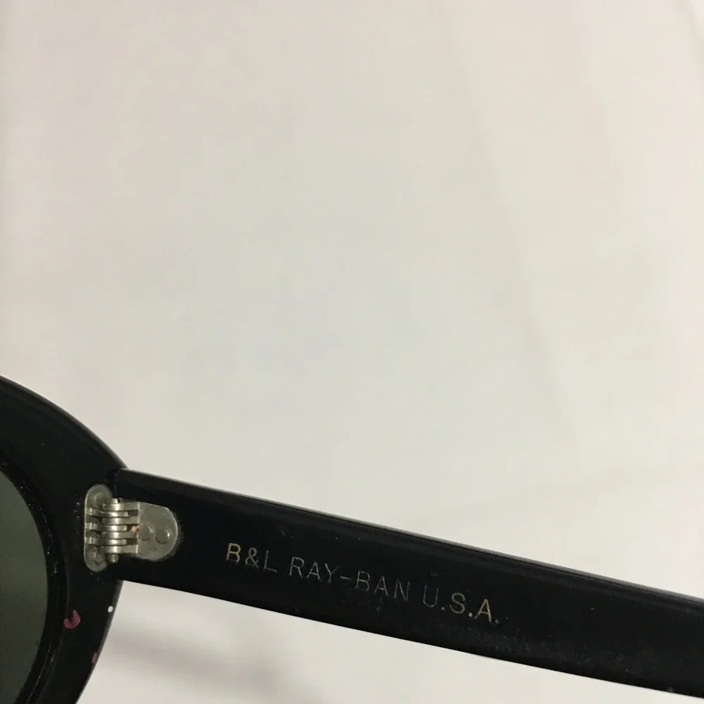 Vintage Ray-Ban B&L Bewitching Sunglasses Womens Black Oval